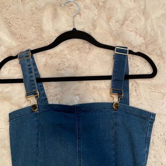 Jean short romper- size Medium - Picture 3 of 6
